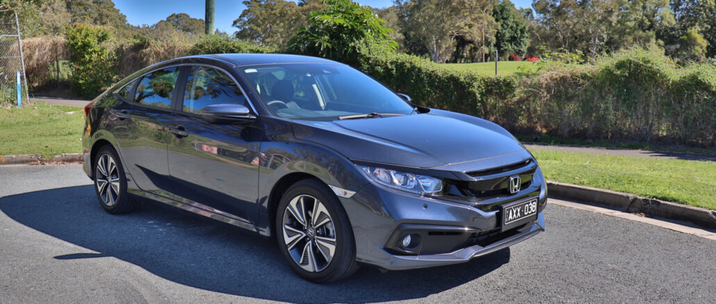 একটি Honda Civic ২০১৯ মডেলের গাড়ি